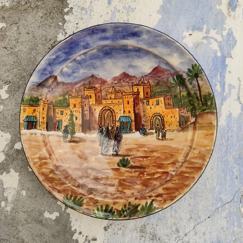 plato pintado marroquí
