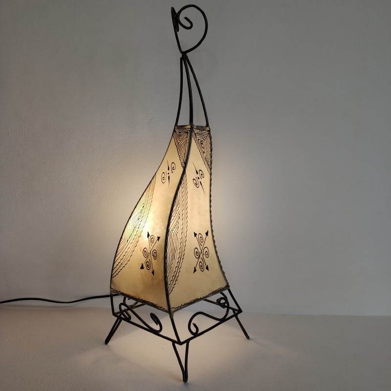 lámpara pintada árabe