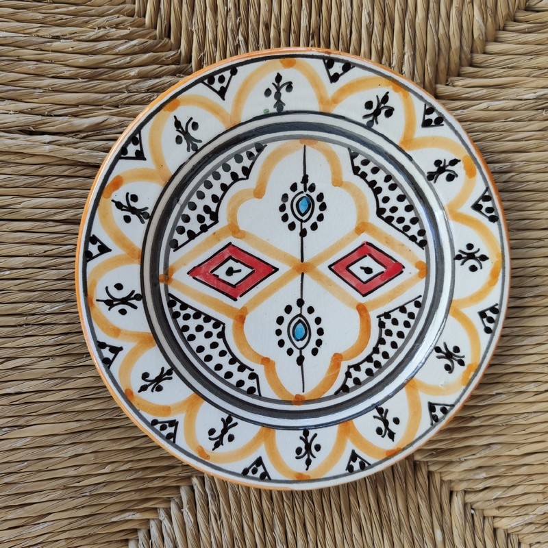 plato de cerámica oriental