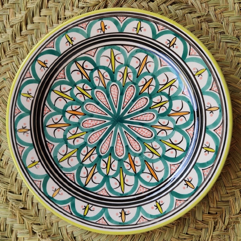 platos de marruecos pintados
