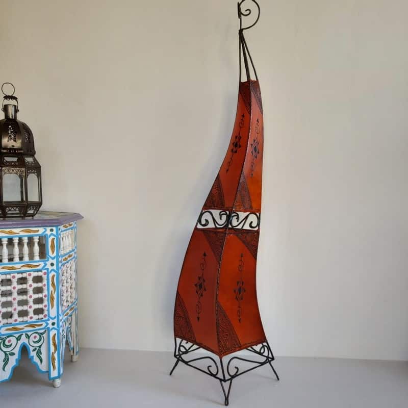 lámpara árabe de piel pintada