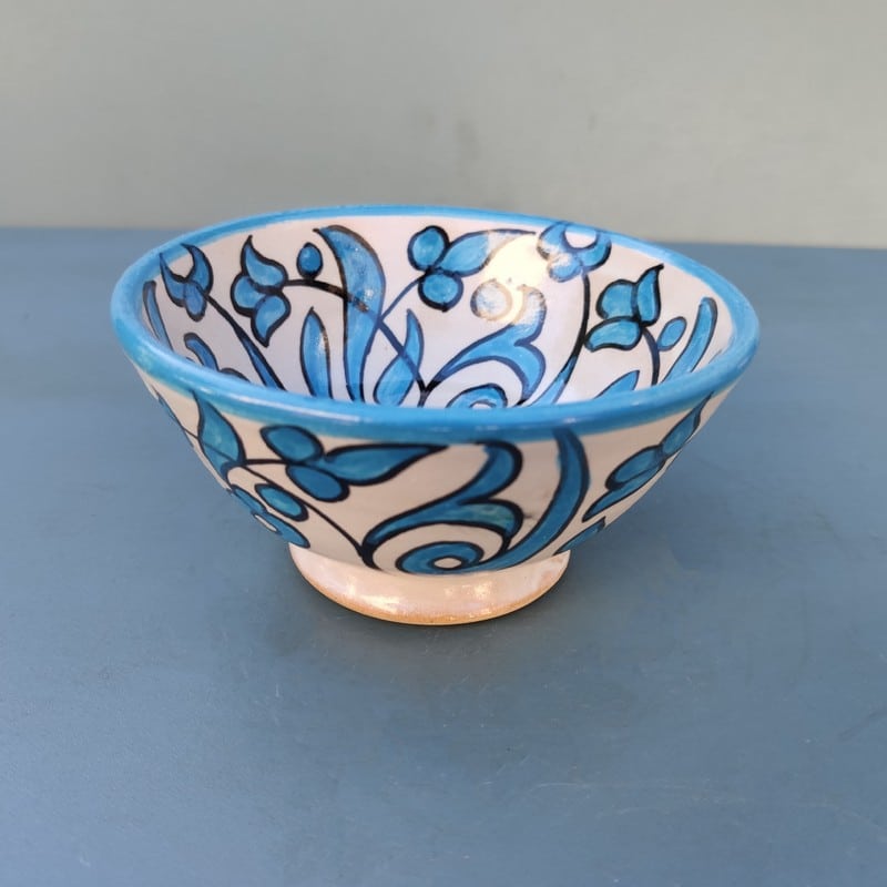 cuenco de cerámica pintada