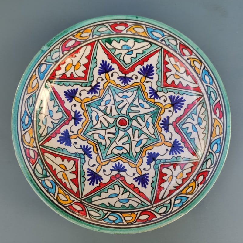plato de cerámica pintado marroquí