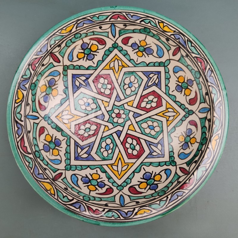 plato de cerámica pintado árabe