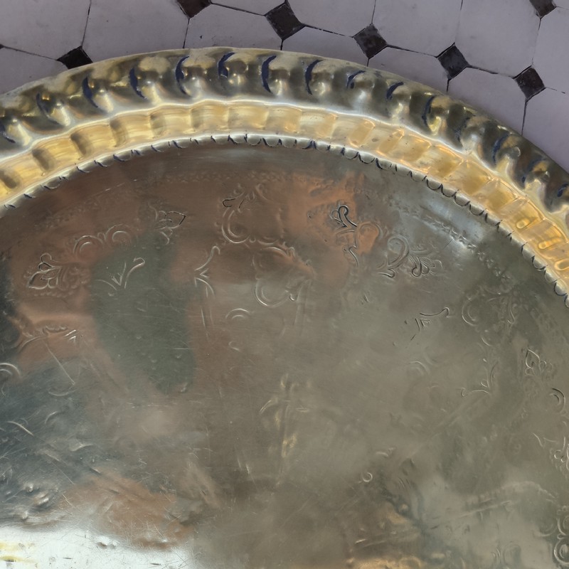Bandeja marquí antigua de latón 54cm - Imagen 4