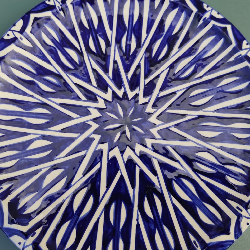 Plato plano de cerámica blanca marroquí 24cm - Imagen 3