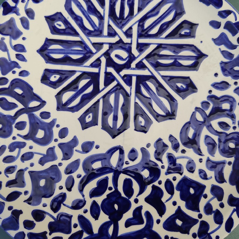 Plato plano de cerámica blanca marroquí 24cm - Imagen 3