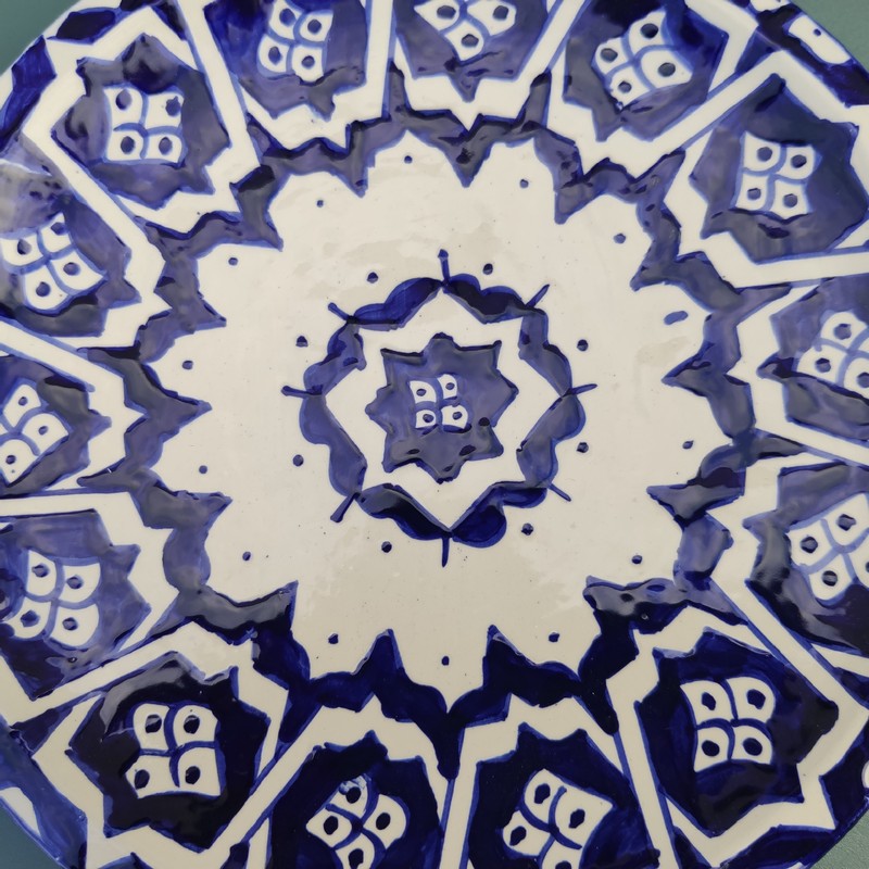 Plato plano de cerámica blanca marroquí 24cm - Imagen 3