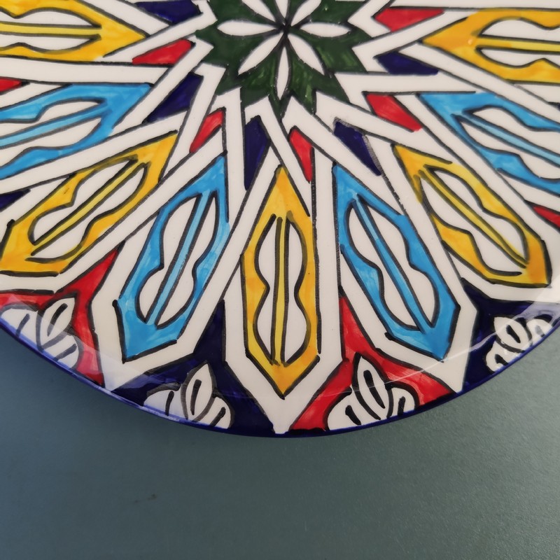 Plato plano de cerámica blanca marroquí 24cm - Imagen 4