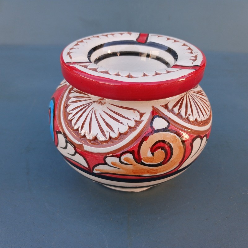 Cenicero de cerámica mediano Rojo